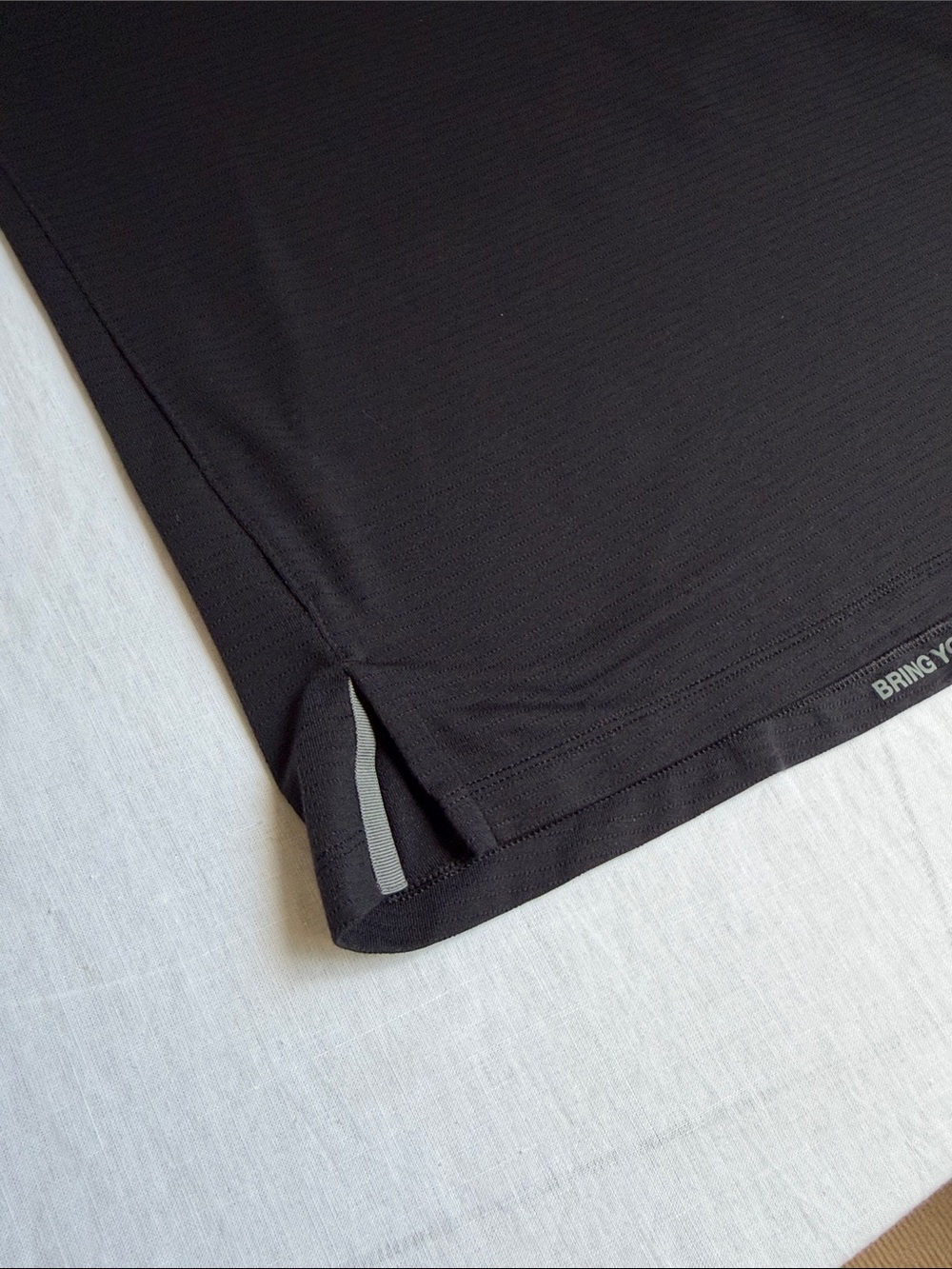 Lululemon Black License To Train Long-Sleeve Women's Performance Top Size 6 - Picture 4 of 4